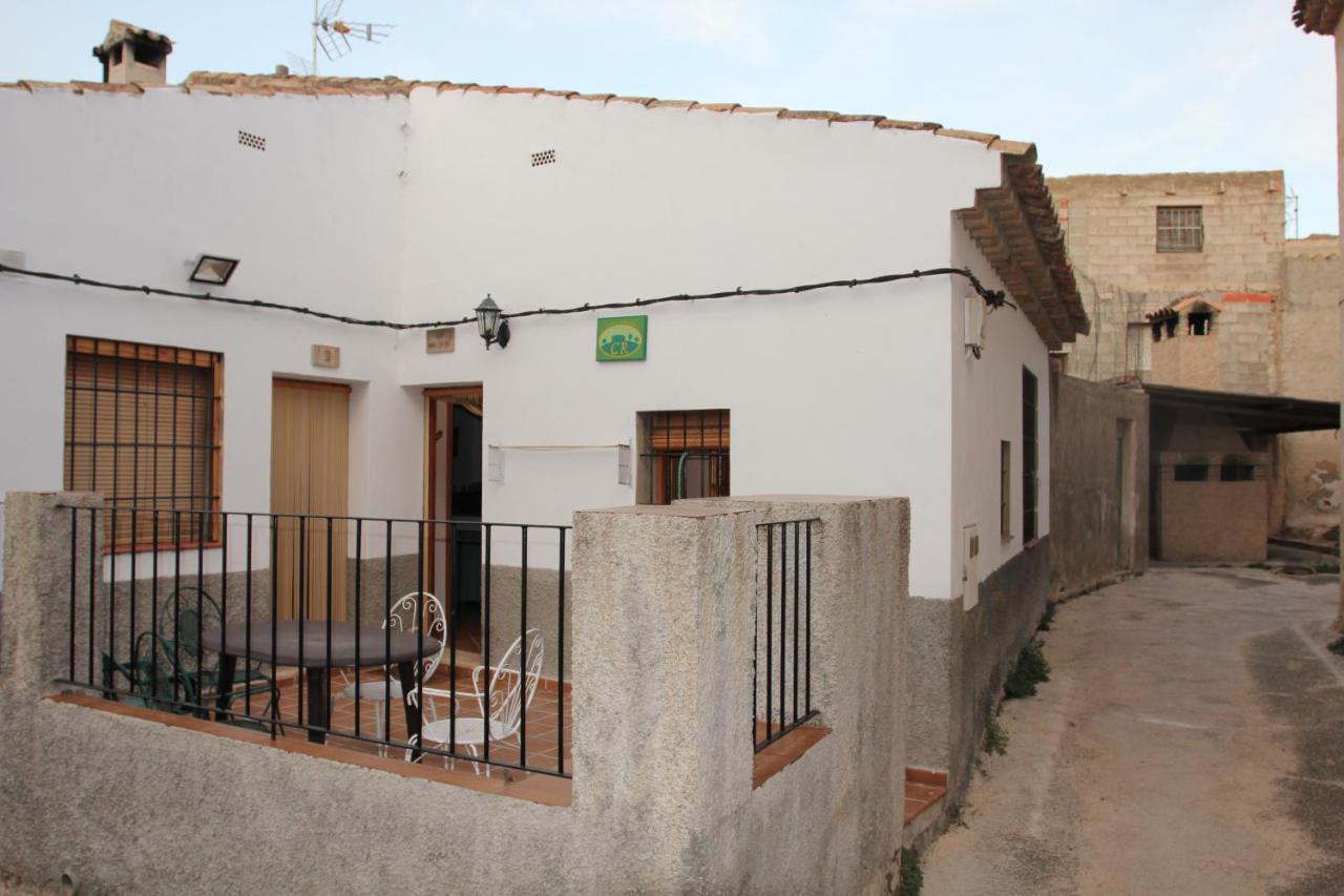 Casa Rural Manuel Y Dolores ليتور المظهر الخارجي الصورة